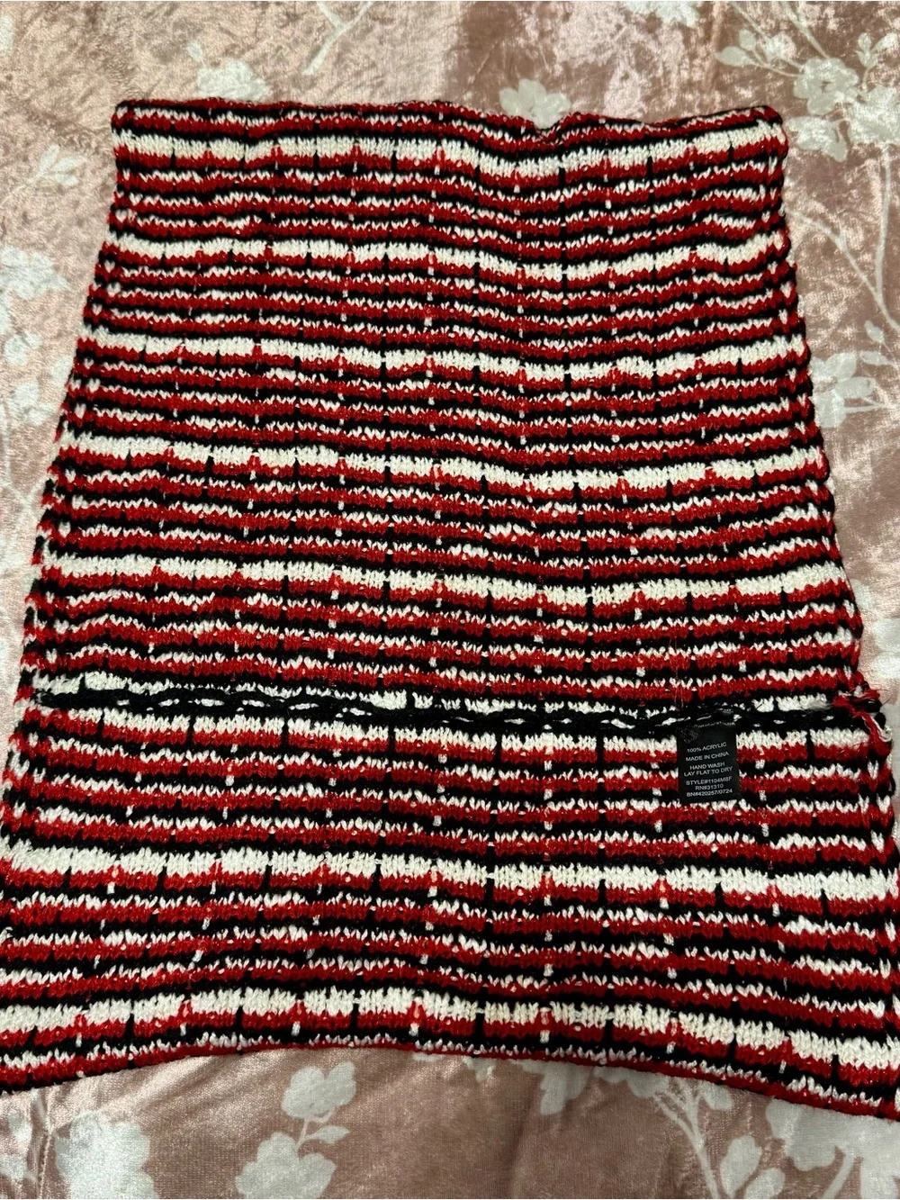 NWOT BCX Juniors' Plaid Knit Neck Warmer Scarf Size OS